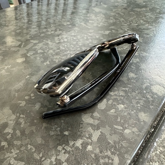 Women's Tory Burch Tortoise Sunglasses Brown, Gray, Beige - Picture 11 of 11